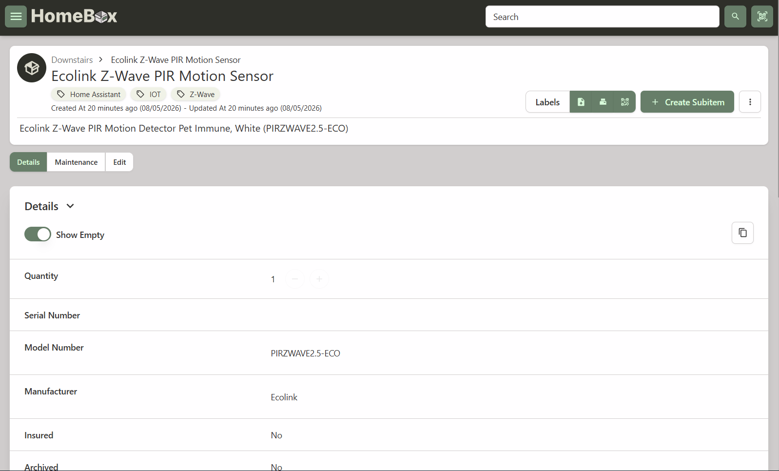 A single item details page in HomeBox.