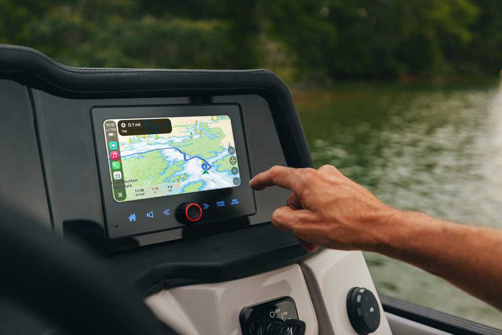 Android Auto на борту катера Морская навигация в Android Auto