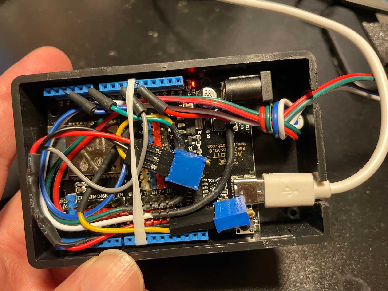 5 проектов на базе ESP32 для автоматизации повседневных дел Плата датчика присутствия в кровати на базе ESP32