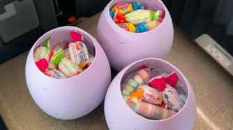 Breakable egg with surprise inside by ChdodPrint on MakerWorld.