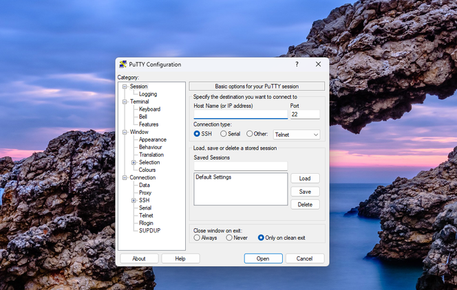 Отказ от PuTTY: как OmnySSH заменяет набор привычных инструментов для работы с серверами Окно конфигурации OmnySSH с активной сессией и панелью мониторинга ресурсов сервера