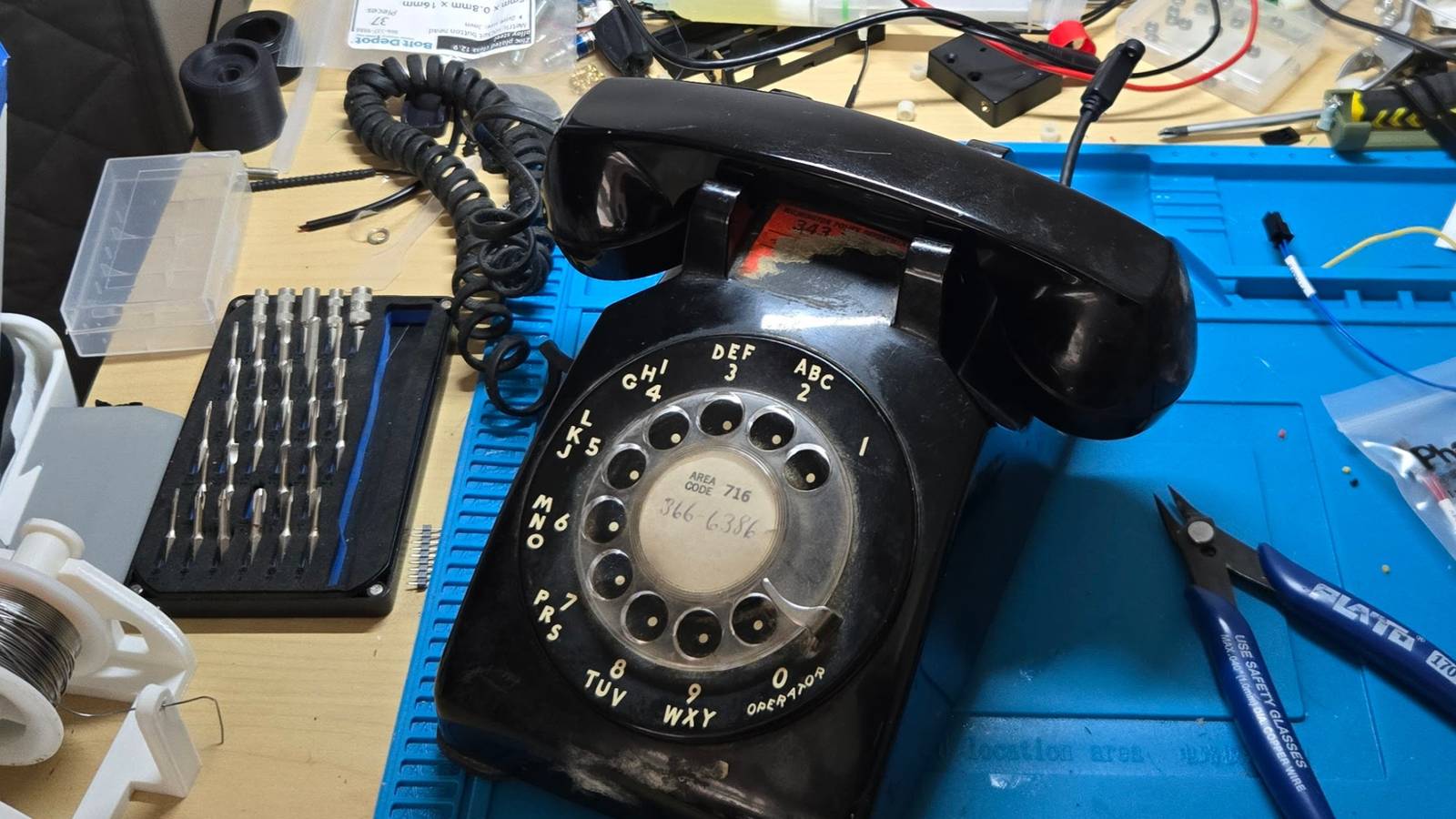 5 ESP32 projects you can use to bring old hardware back to life this weekend (Sep 11 - 13)