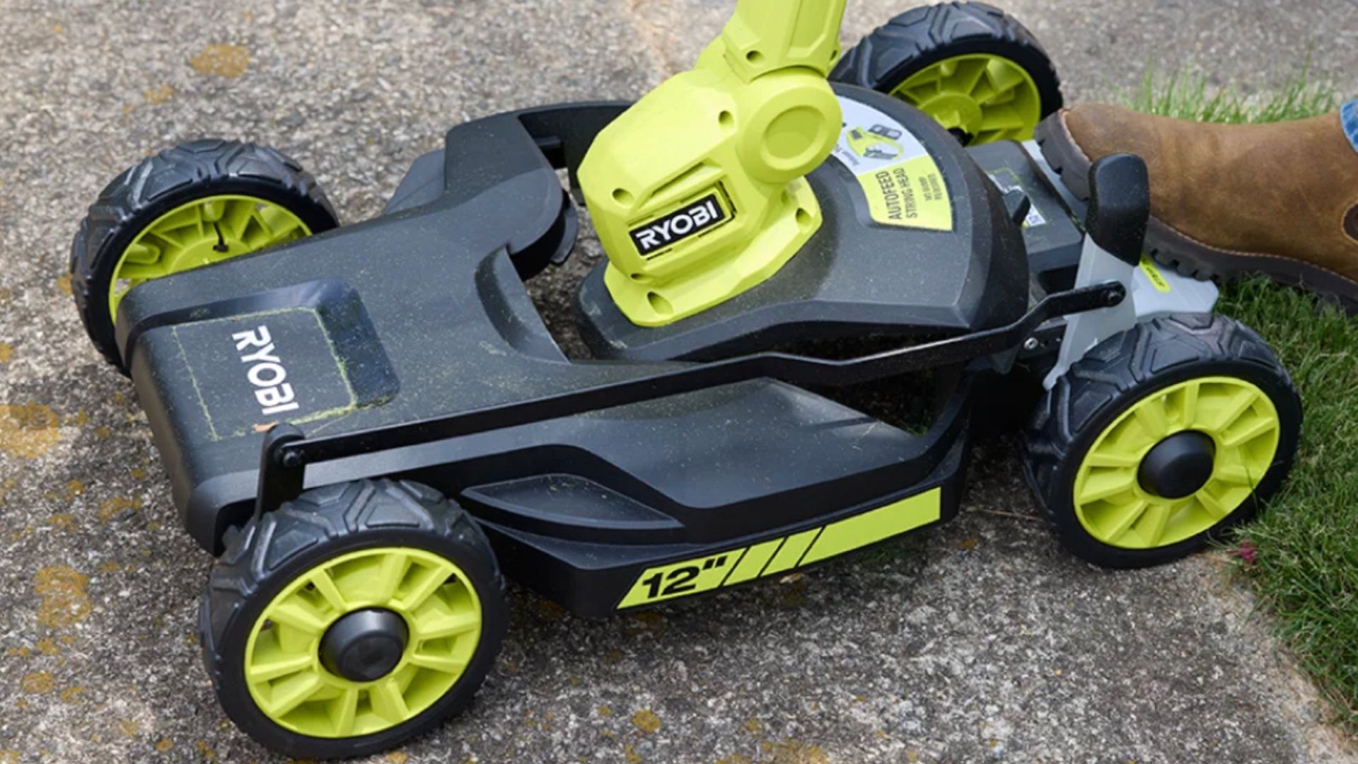 Ryobi’s clever 3-in-1 yard tool is built for small lawns and tight budgets
