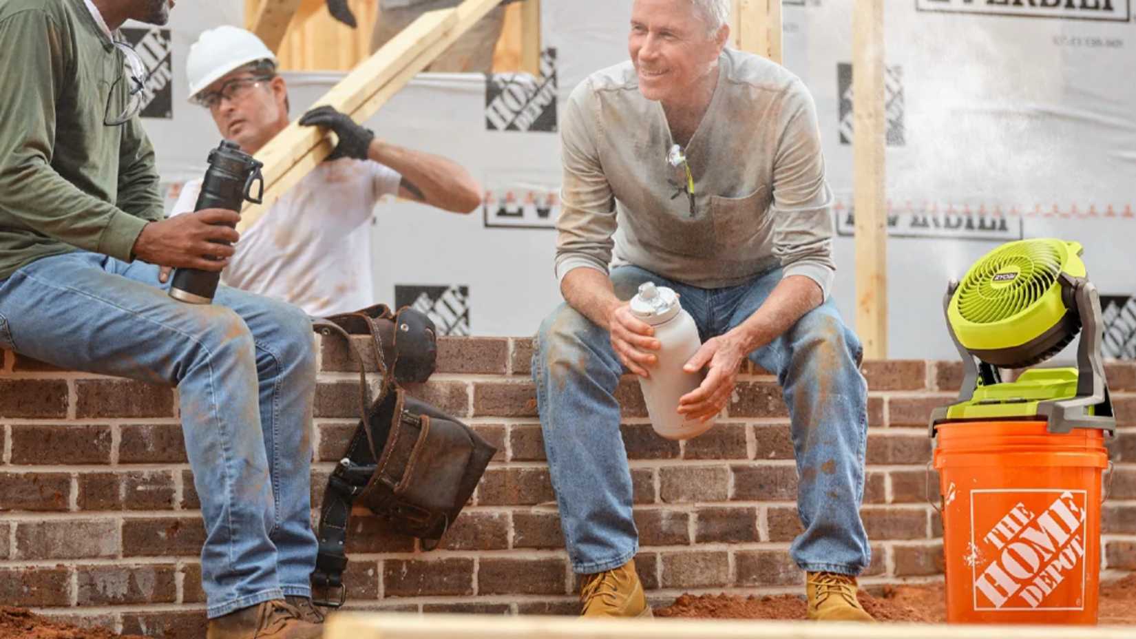 Ryobi's biggest strength isn't power tools, it's these 6 gadgets that run on tool batteries