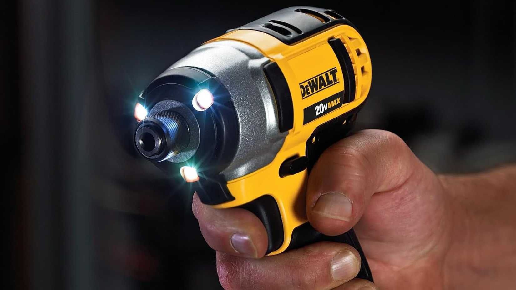 DEWALT 20V MAX Cordless Drill and Impact Driver, Power Tool Combo Kit 44