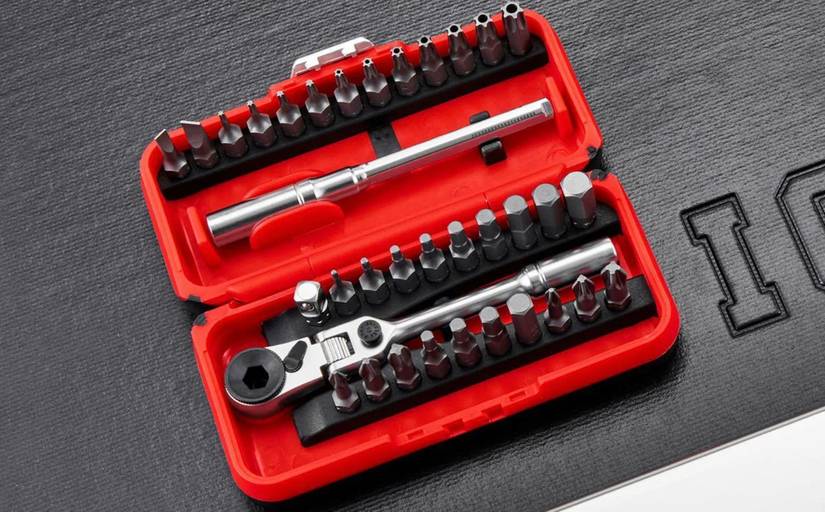 Icon 35 piece meme tool kit