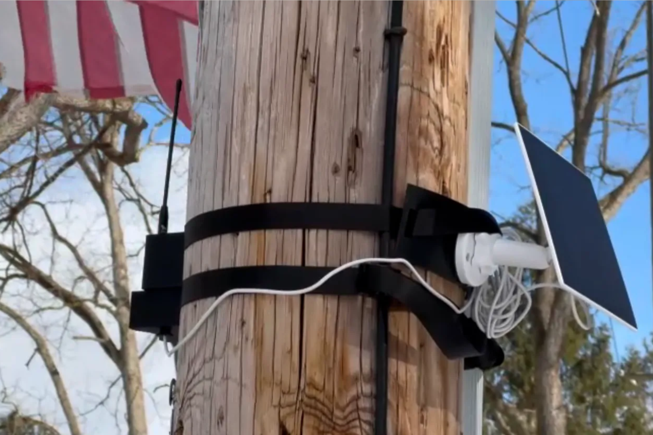 5 off-grid mesh builds that go way past texting, starting with a $30 board