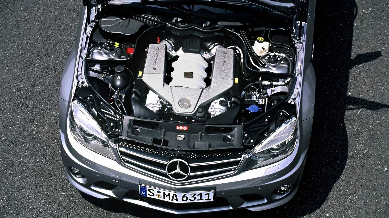 2008–2011 Mercedes-AMG C63 engine