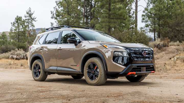 2025-nissan-rogue-rock-creek-4-1-1.jpg