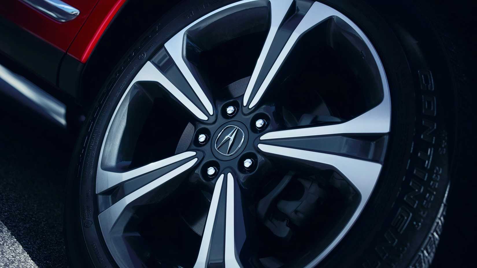 Close-up shot of the alloy wheel on a 2025 Acura RDX.