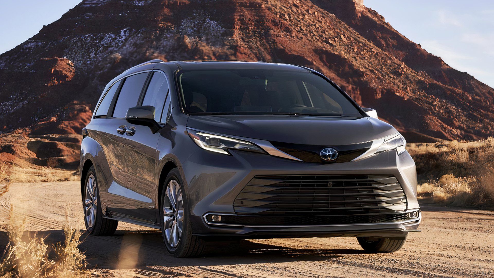 toyota-sienna-platinum-predawn-gray-mica-5.jpg