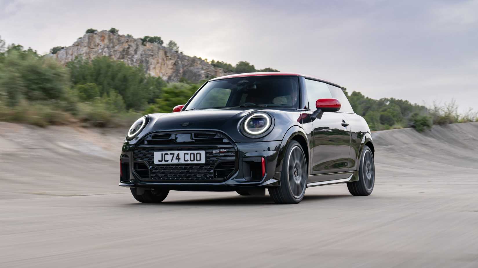 p90573924_highres_mini-john-cooper-wor.jpg