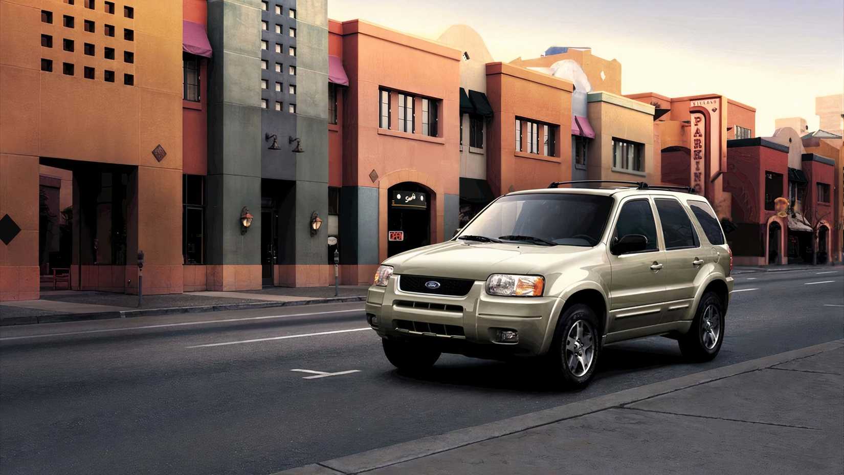 A 2007 Ford Escape Hybrid in the city