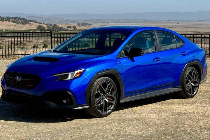 2025-subaru-wrx-ts-12.jpg