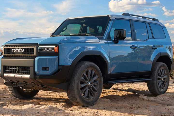 2025_toyota_land_cruiser_002.jpg