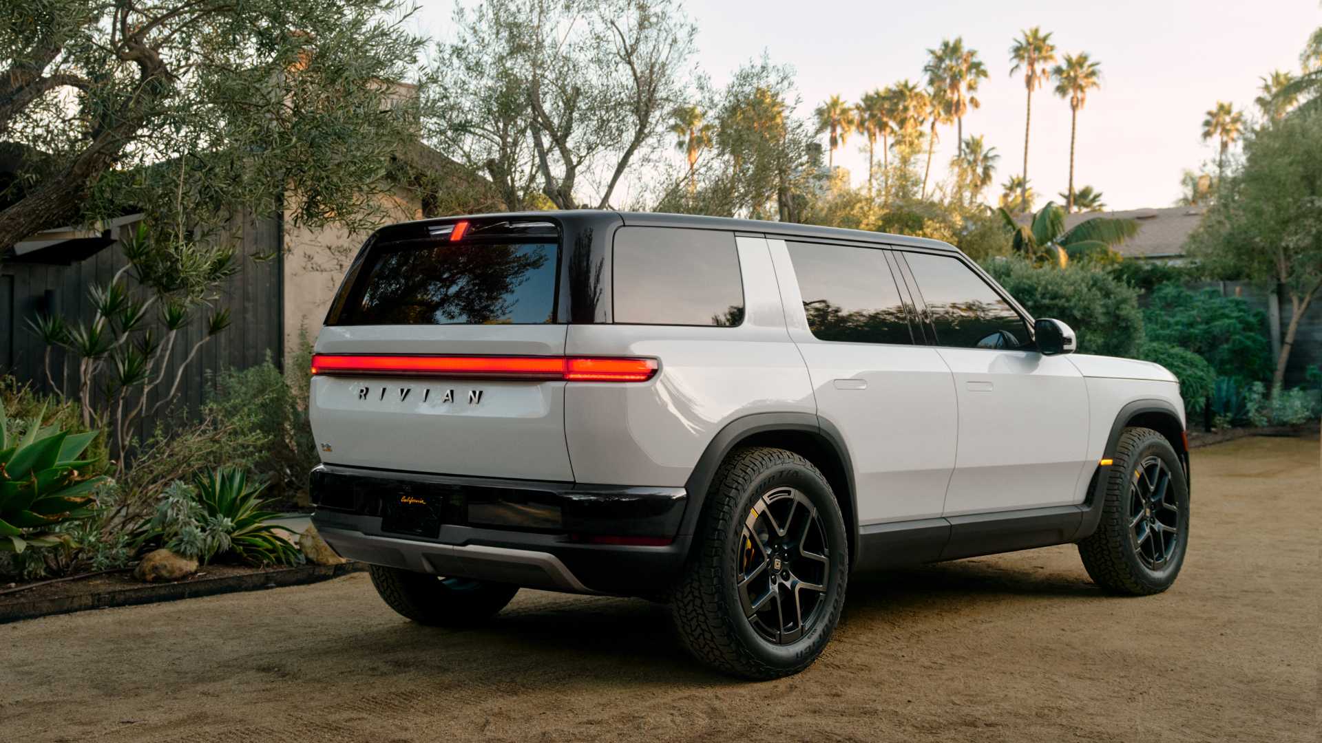 github rivian Images High Quality Grahic Rivian starts R2 SUV deliveries—an EV that will make or break the company