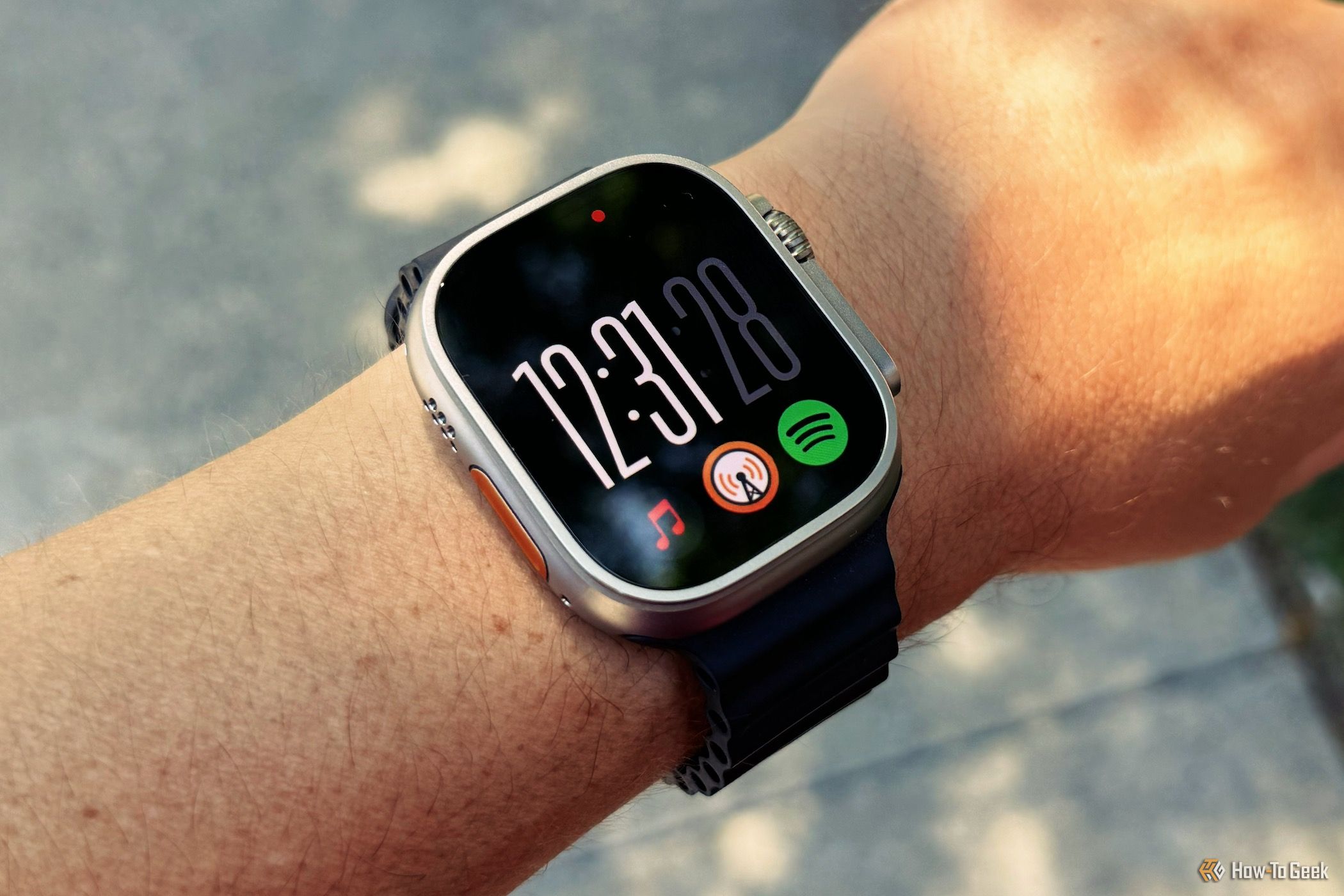 Showing a Apple Watch Ultra 2 on a wrist