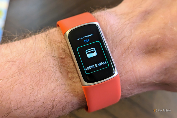 Google Wallet on Fitbit Charge 6.