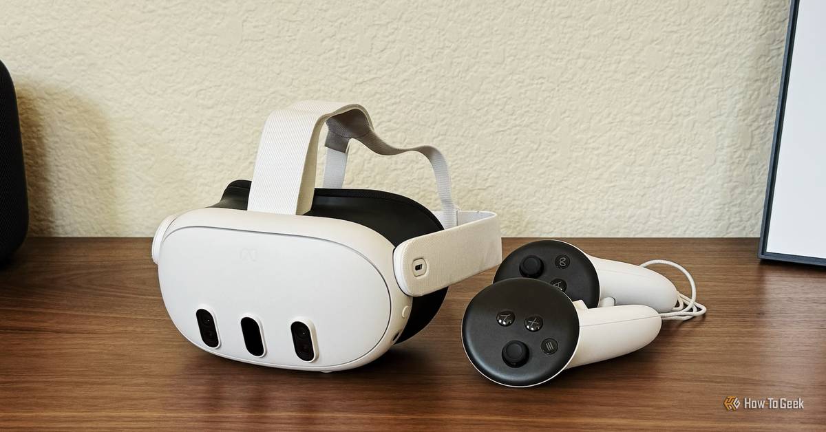 その他  Quest 3 quest-3-headset-and-