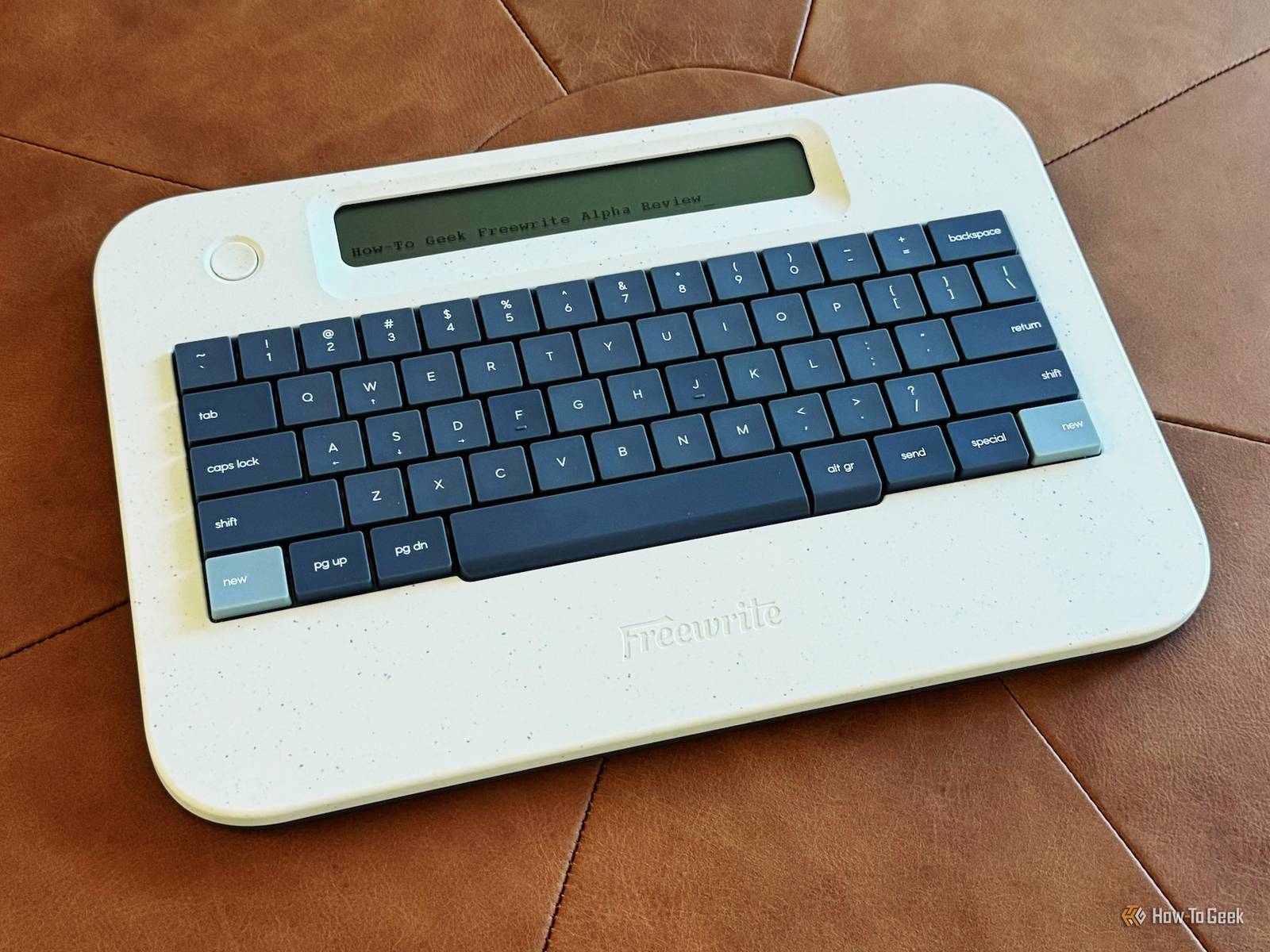 Freewrite Alpha Review: This Distraction-Free Writing Isn't Fun