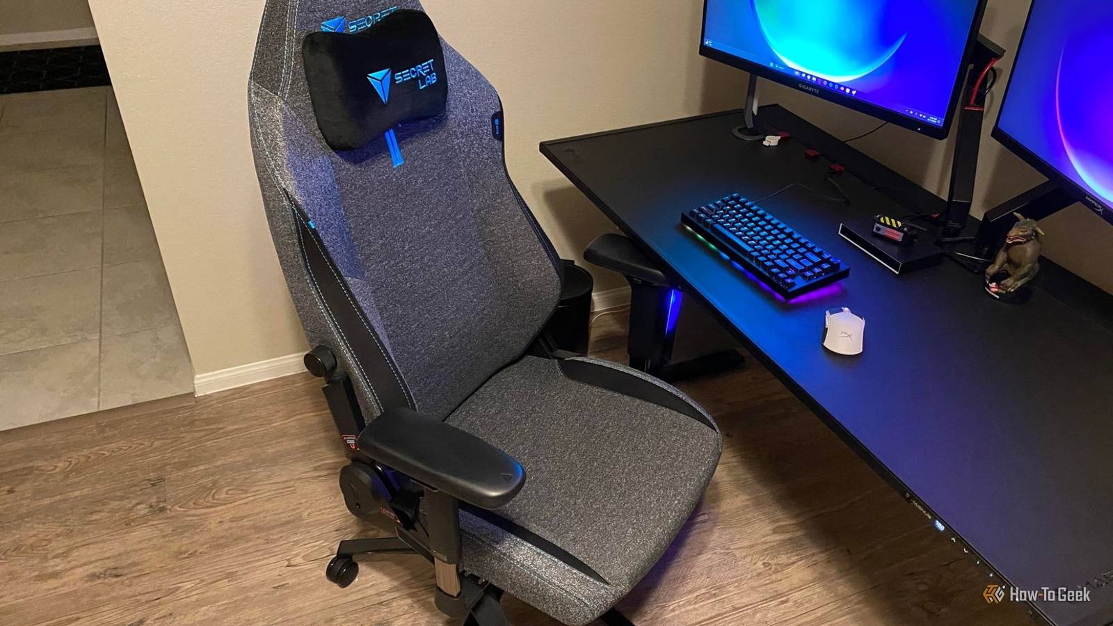 Secretlab TITAN Evo SoftWeave Plus XL Review: A Throne Fit for