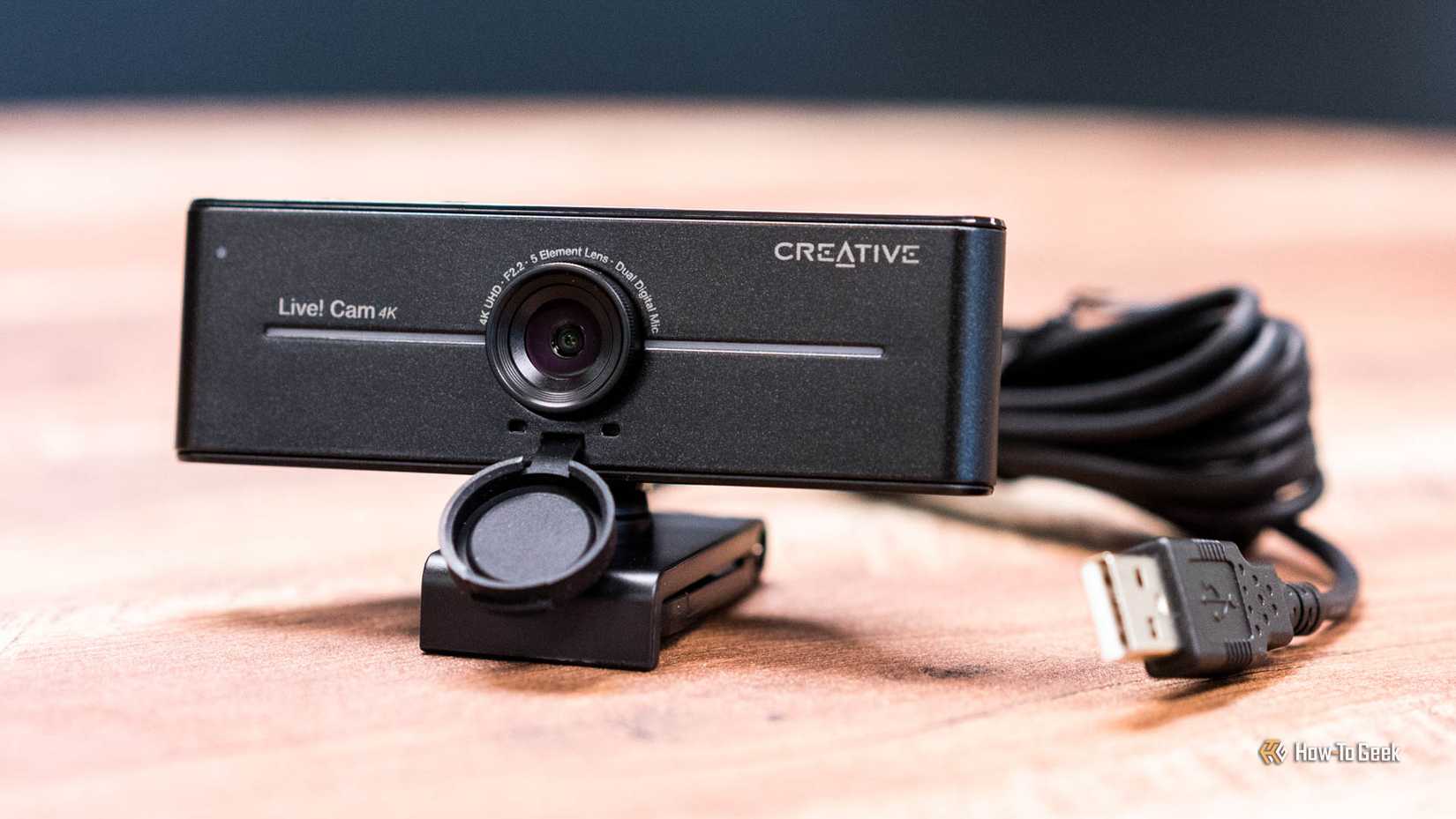 Frente do Creative Live! Webcam Cam Sync 4K sem a tampa da lente