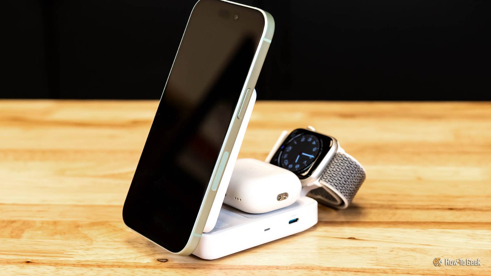 Anker MagGo 3-in-1 Dock Stand Apple Watch review