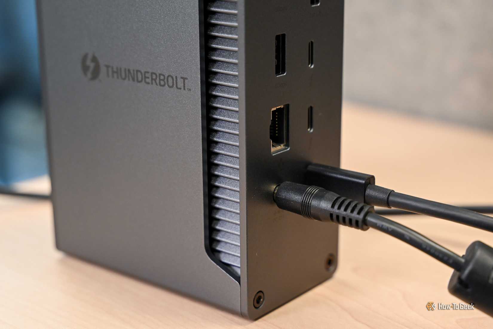 Plugs on the back of the Ugreen Revodok Max 213 Thunderbolt 4 Docking Station