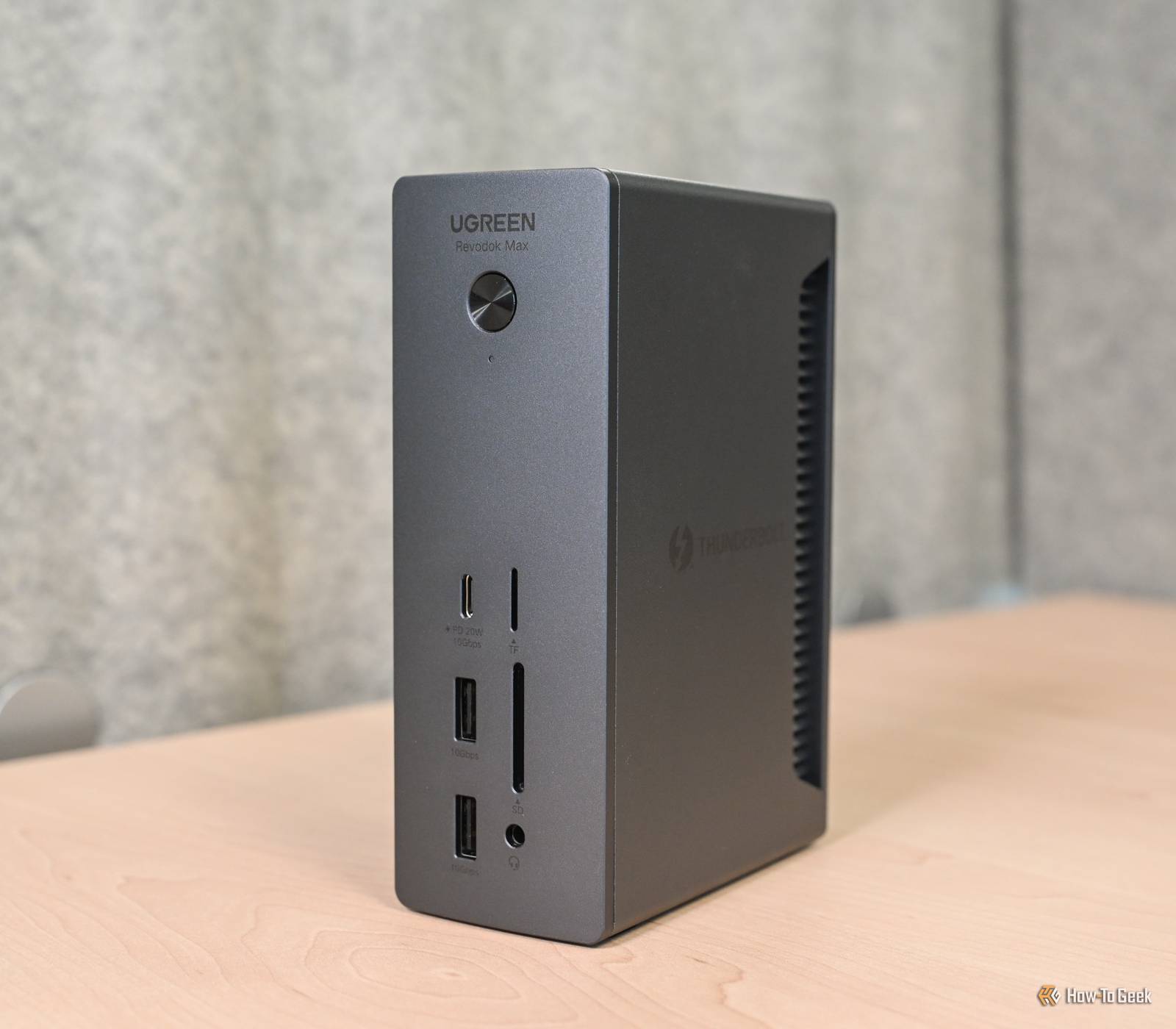 Ugreen Revodok Max 213 Thunderbolt 4 Docking Station Review: It