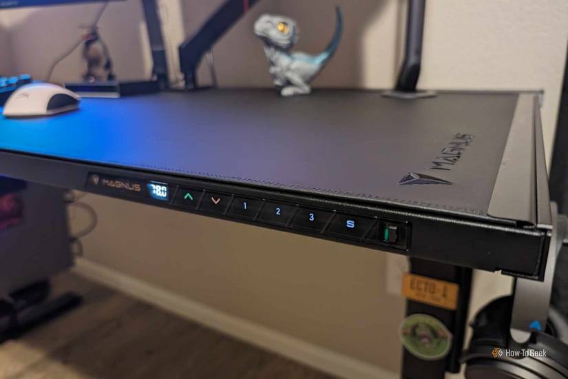 Secretlab MAGNUS Pro Desk Review: A Versatile Standing Desk for Gamers ...