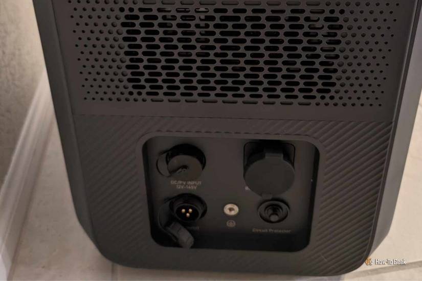 Bluetti AC200L Portable Power Station Review: A Battery for the Apocalypse