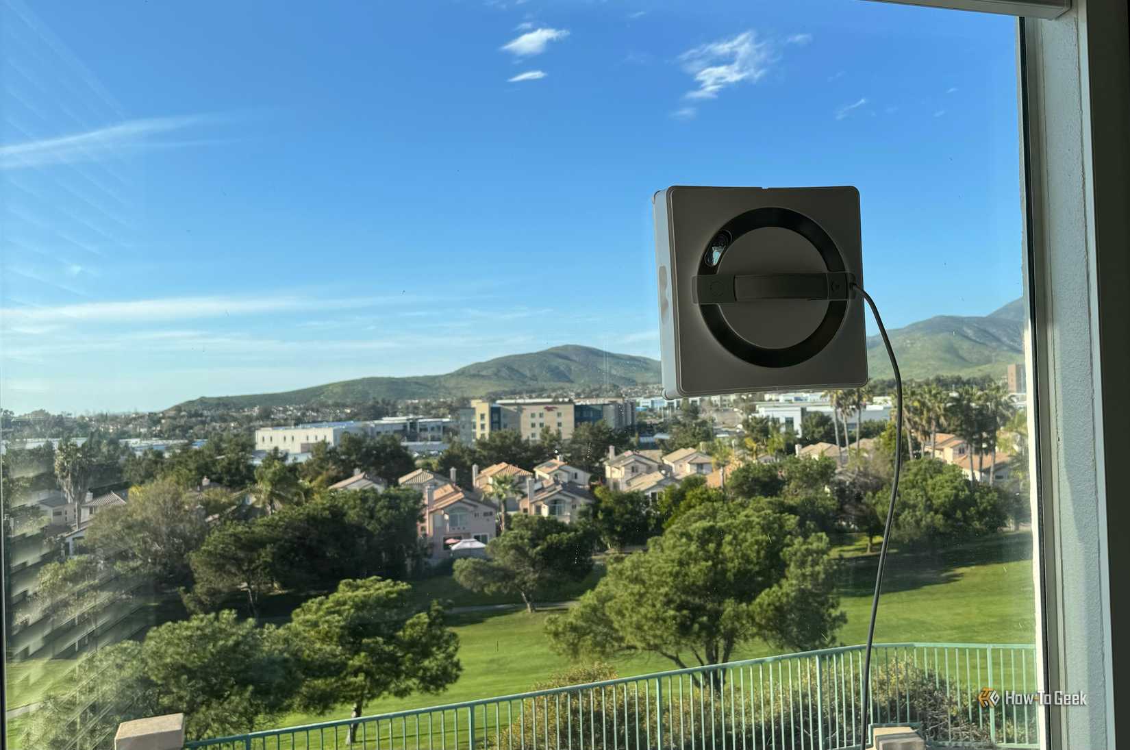 Ecovacs Winbot W2 Omni Review: A Weird and Wonderful Robot Window