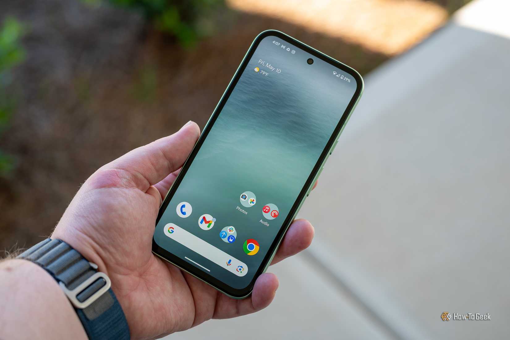 5 Android Phones You Can Get Instead of an iPhone 16e for $600
