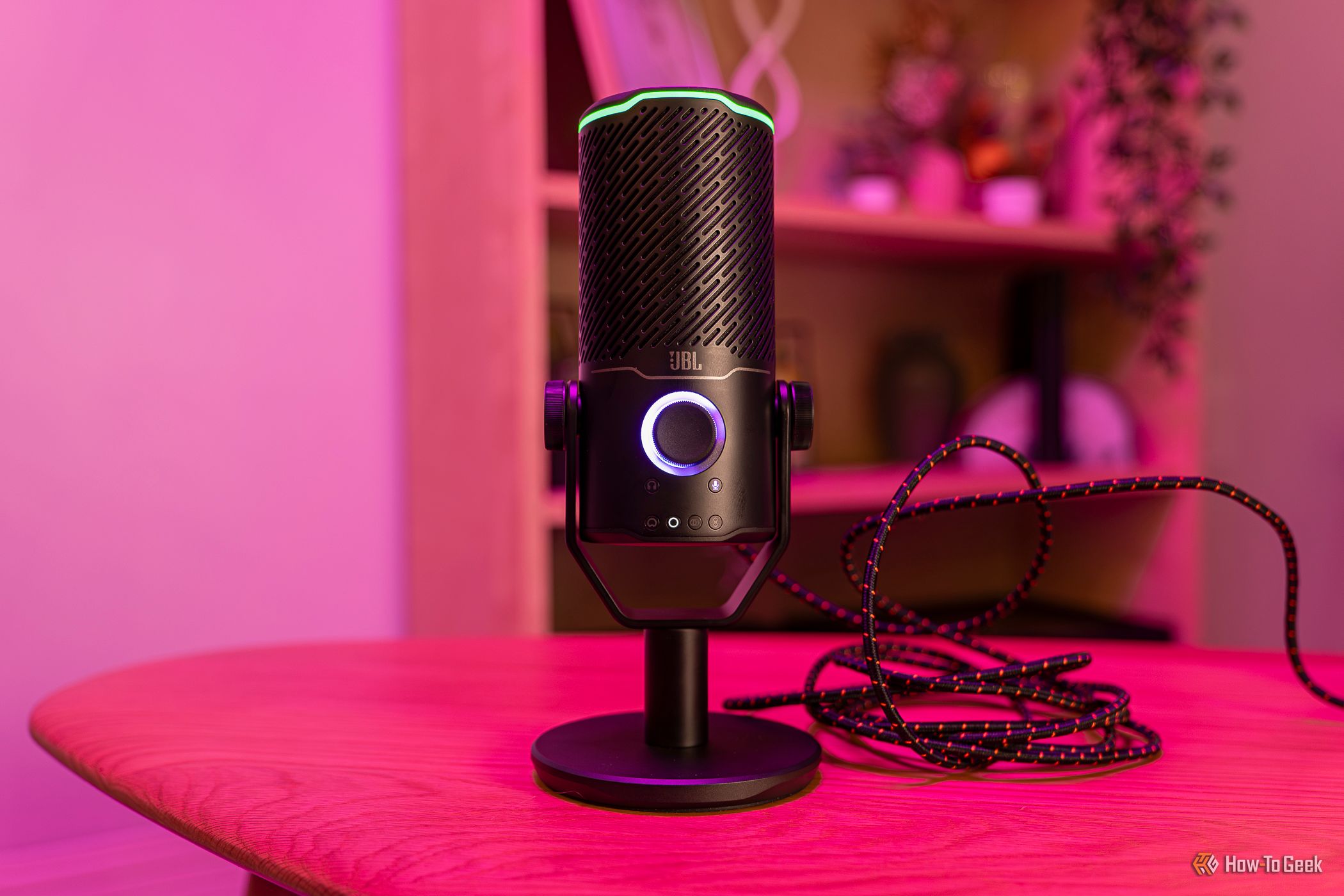 JBL Quantum Stream Studio Review: A USB Microphone for Your