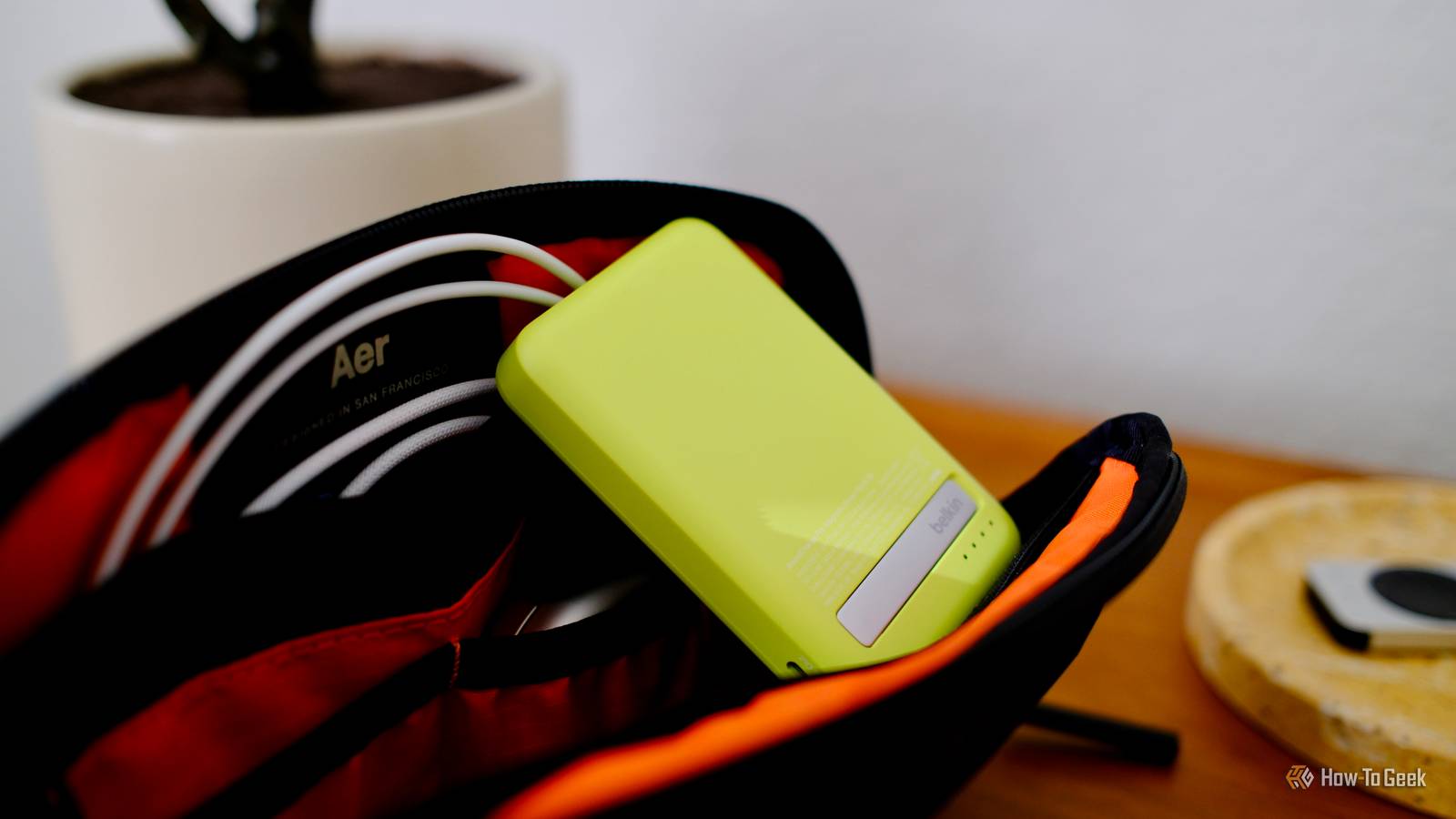 portable rechargeable generator SereneLife SLSPGN30 Rechargeable Battery Portable Power Generator