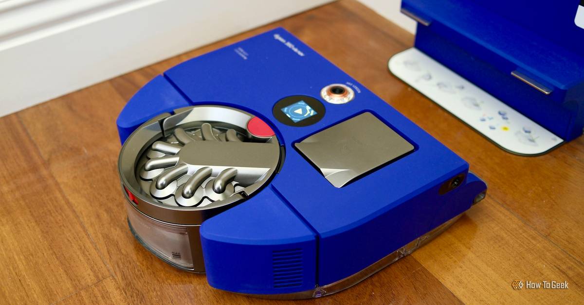 Dyson 360 Vis Nav Review: A Power Robot Vacuum that Sucks Battery 