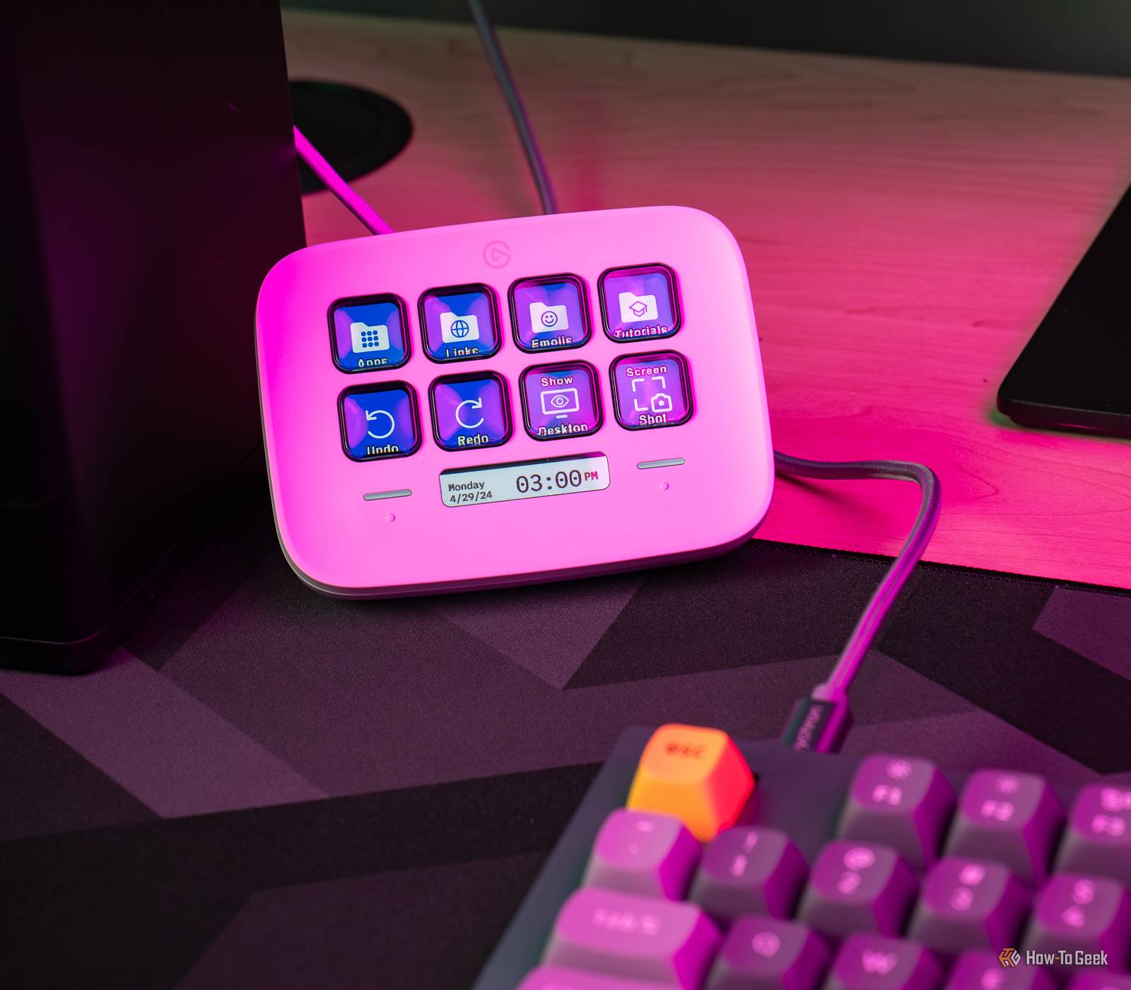 Elgato Stream Deck Neo Review: Shortcut Buttons For Everyone