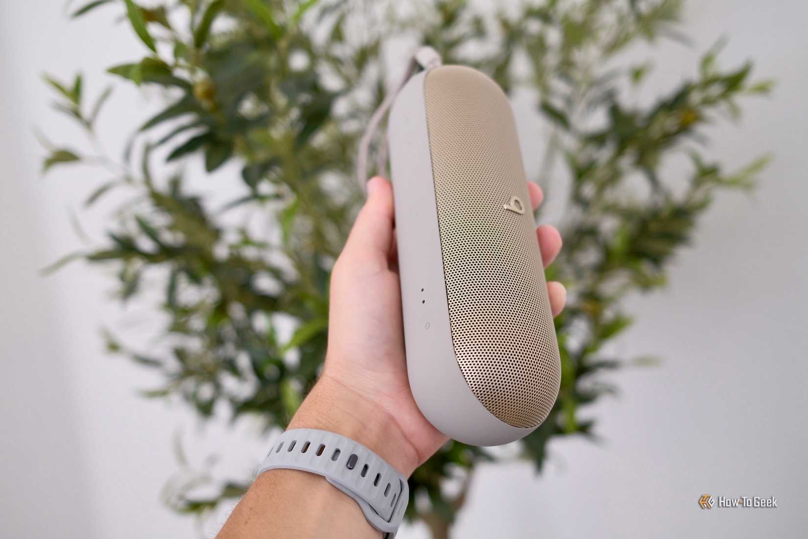 Beats Pill Review: An Easy Bluetooth Speaker to Swallow