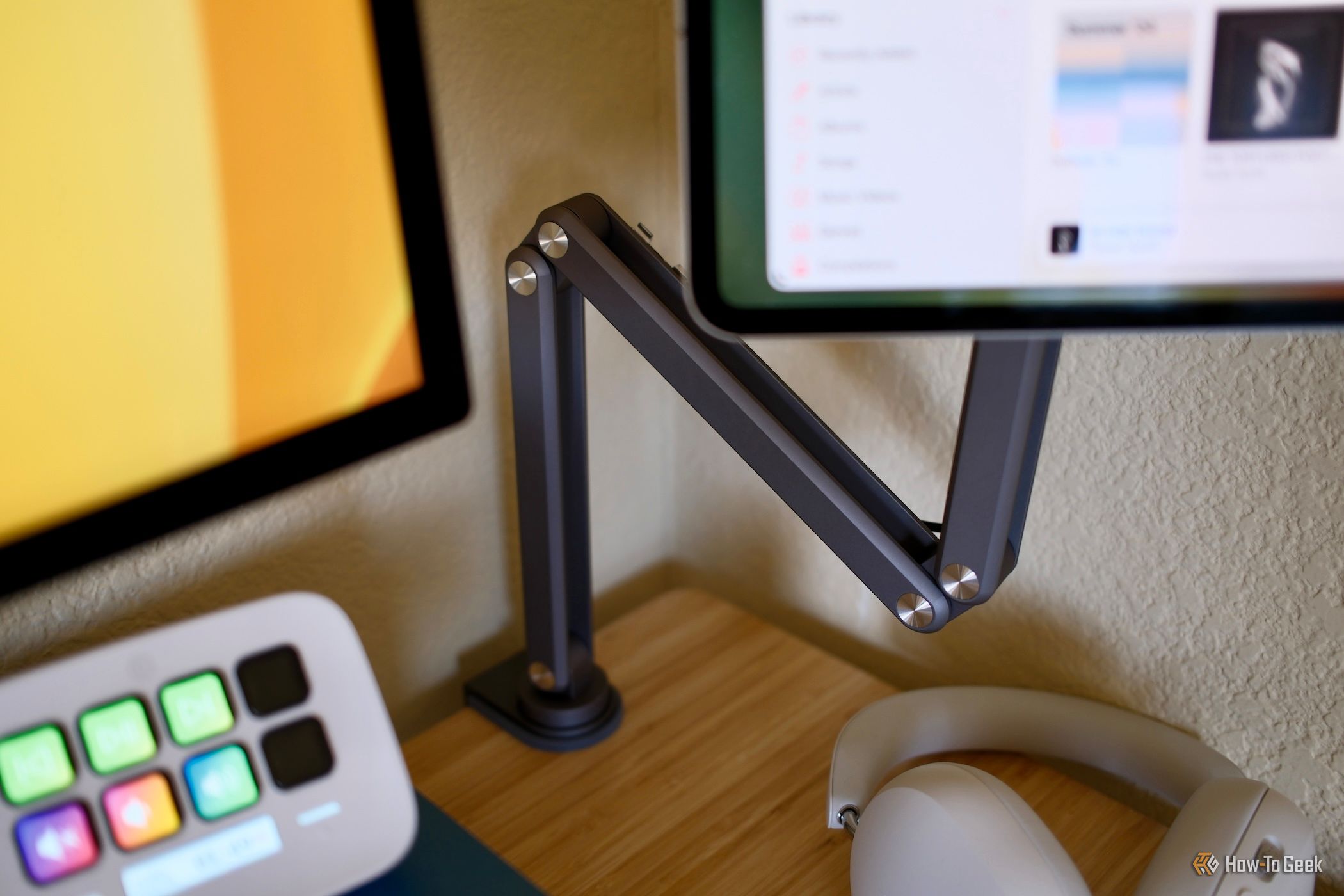 Kuxiu X36 Pro Max iPad Stand Review: The Best Free-Floating