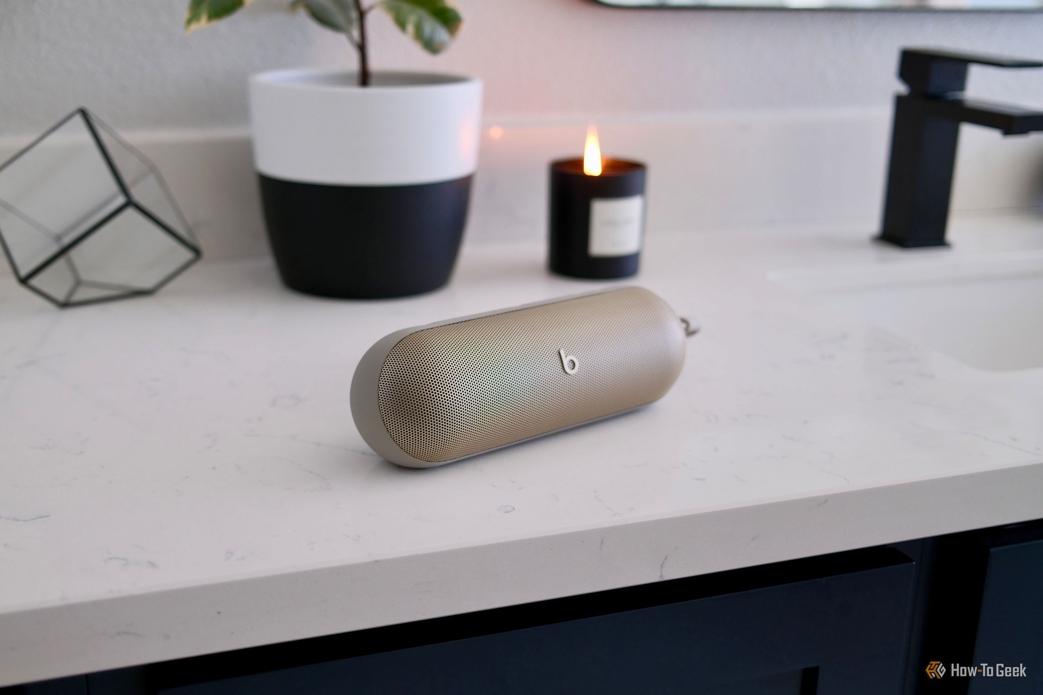 Beats Pill Review: An Easy Bluetooth Speaker to Swallow