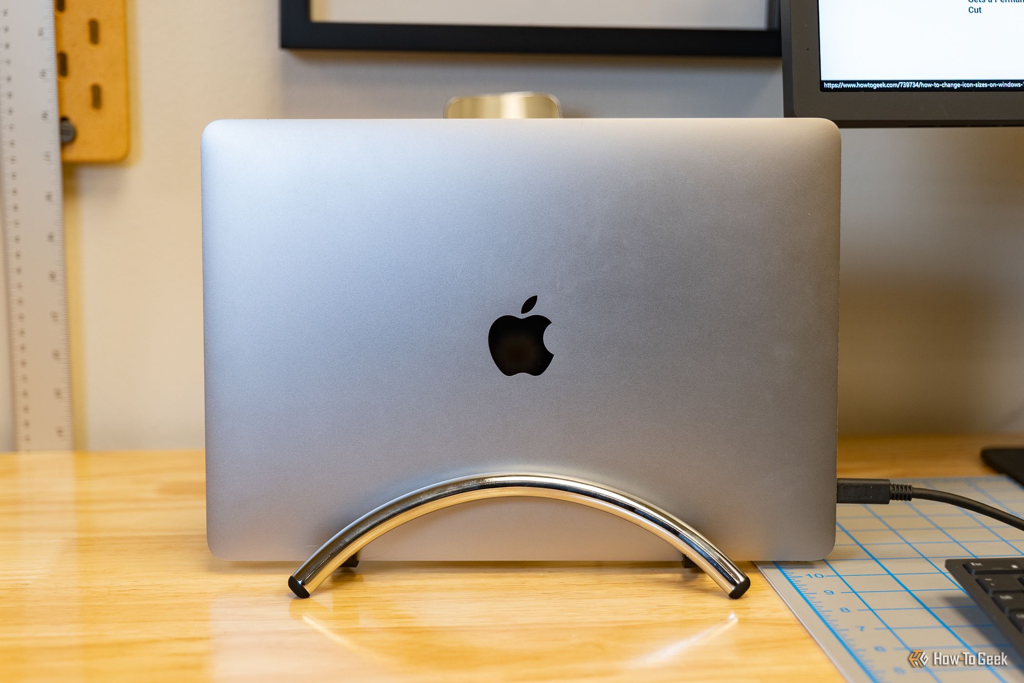 Twelve South BookArc Flex ブラック Twelve South BookArc Flex: Sleek Vertical Laptop Stand