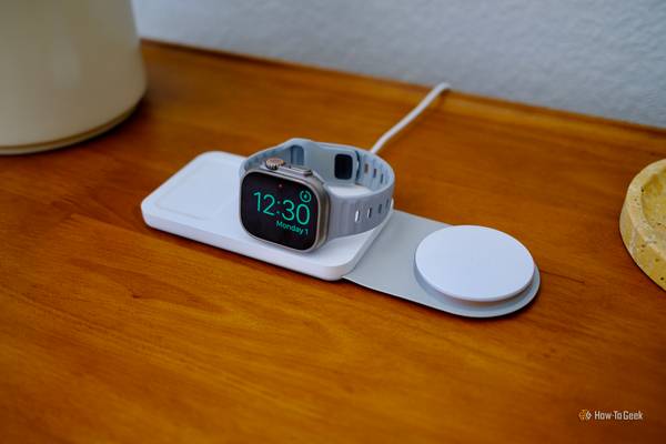 Apple Watch charging on Journey Swiv 3-in-1