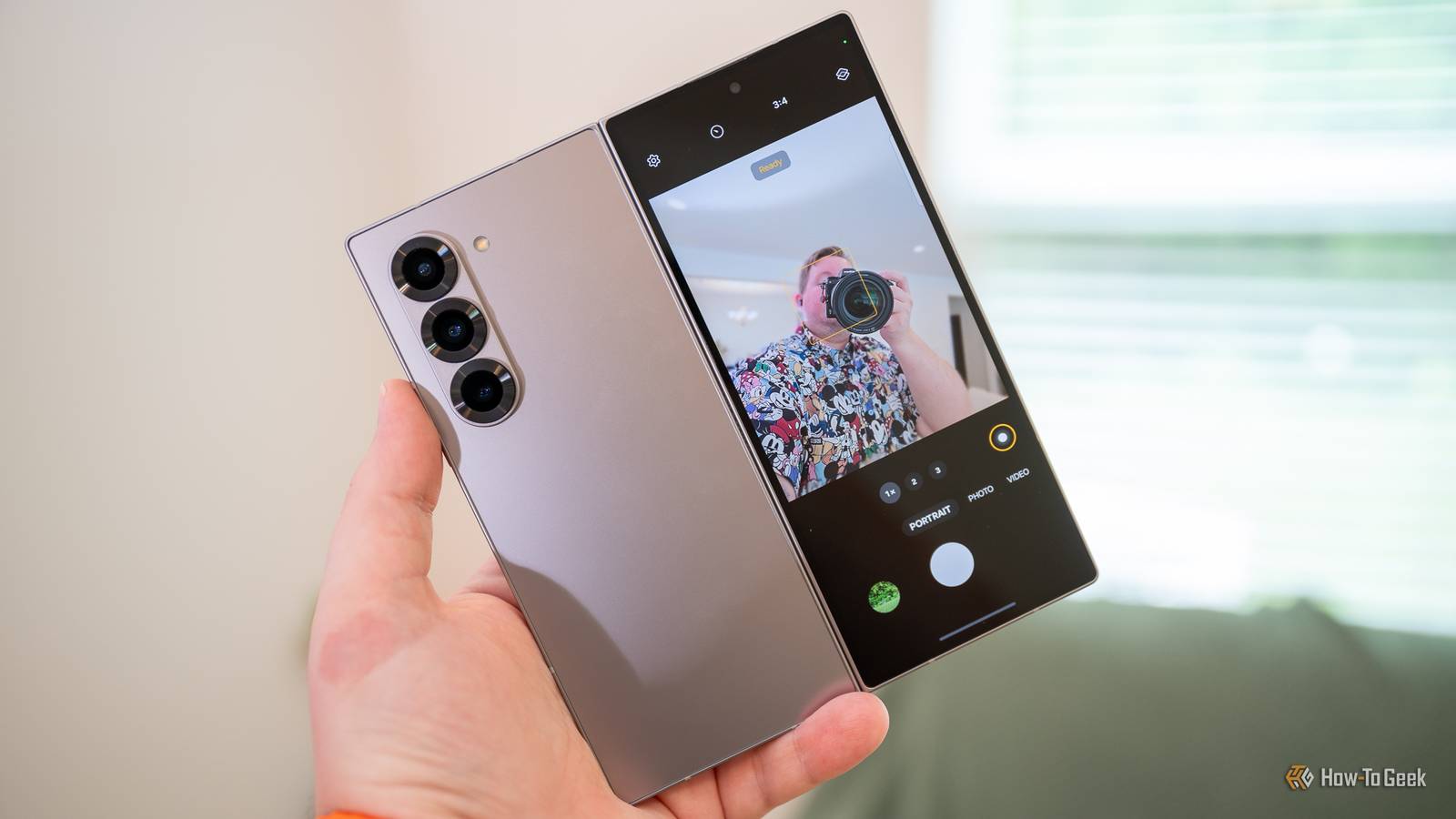 6 Foldable Phone Misconceptions Busted