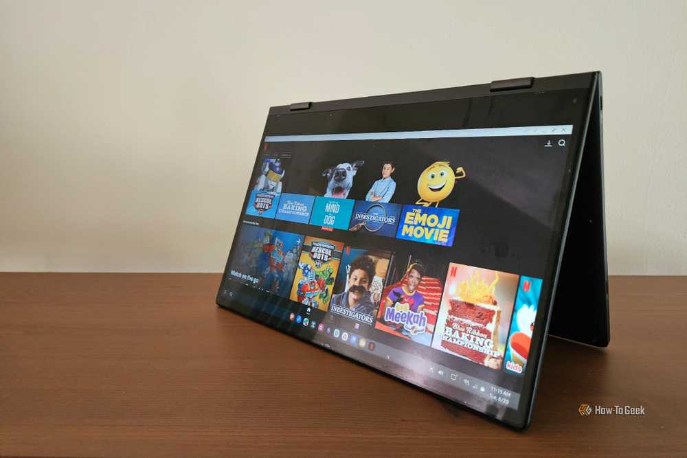 A lapdock running Samsung DeX wirelessly, eliminating the need for a cable connection