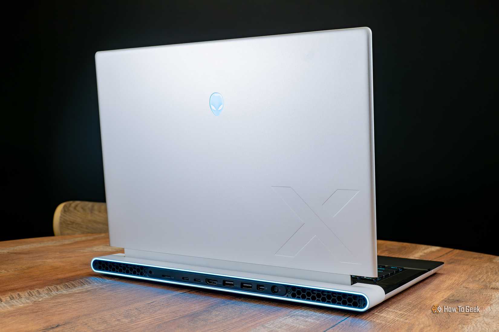 Alienware x16 R2: Fast, Furious, and Flawed