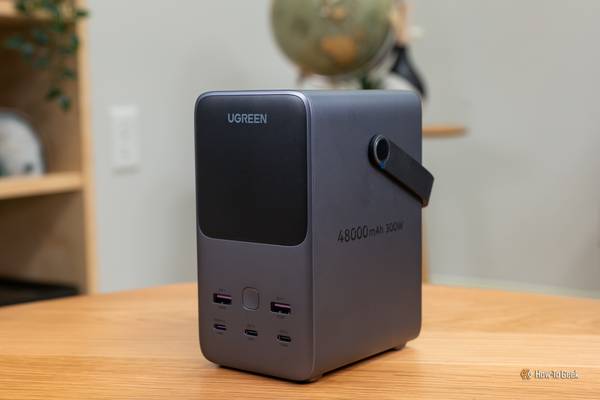 Ugreen Power Bank on a Table facing forward