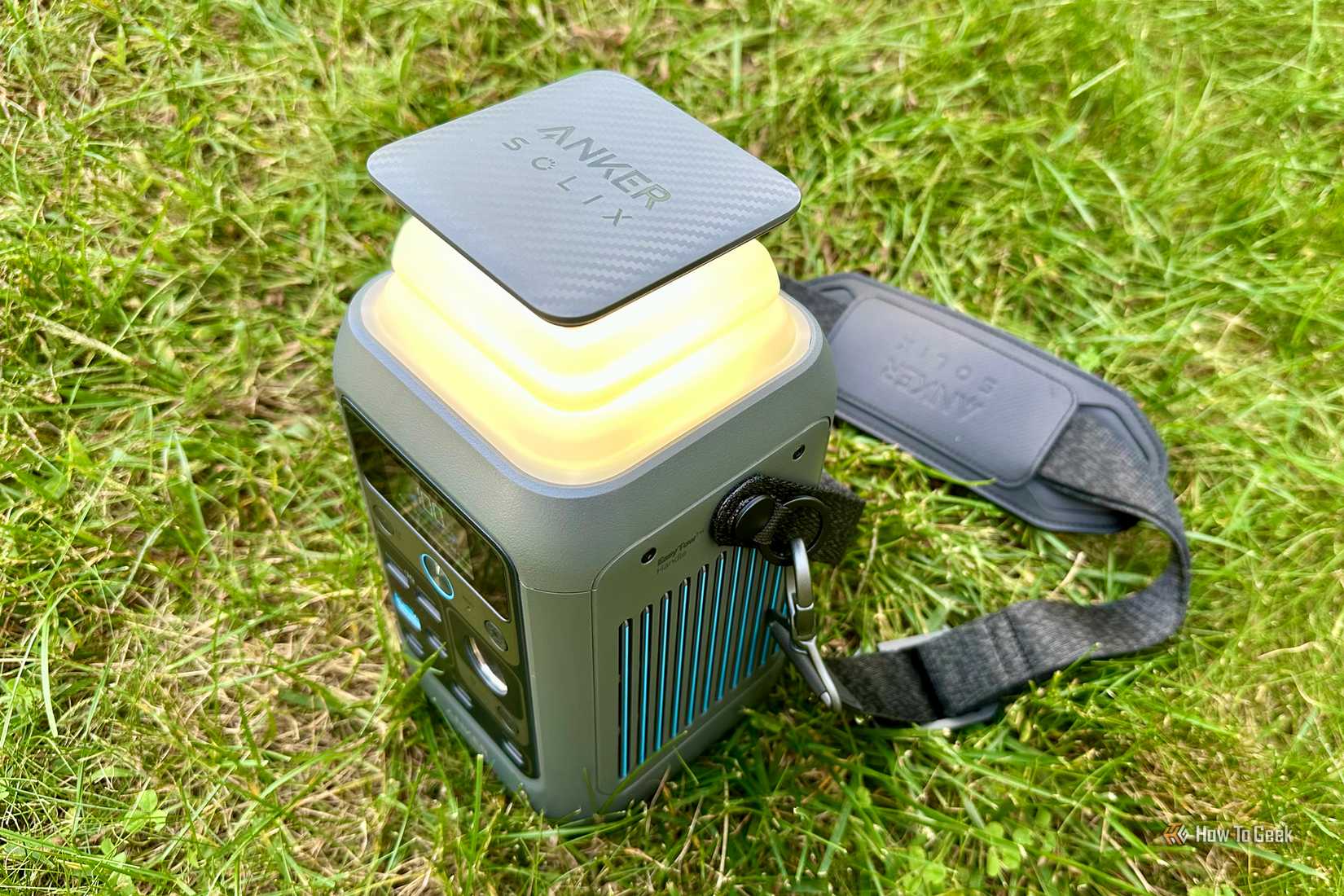 Anker SOLIX C300 DC Review: A Compact Portable USB Power Station