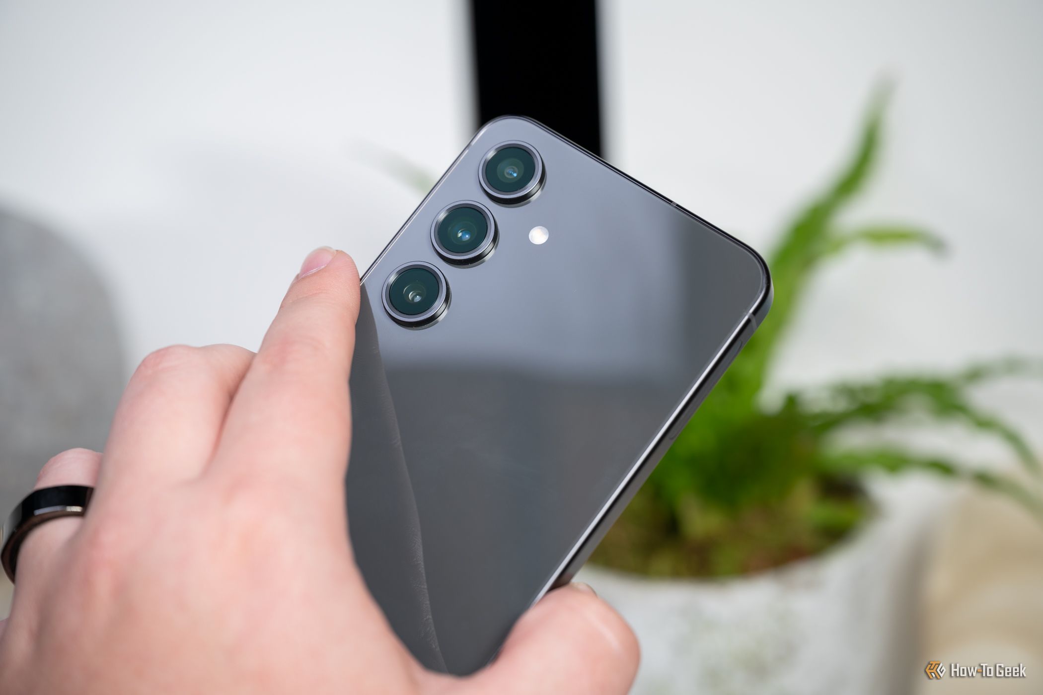 Your Android phone has an expiration date—here's how to find it