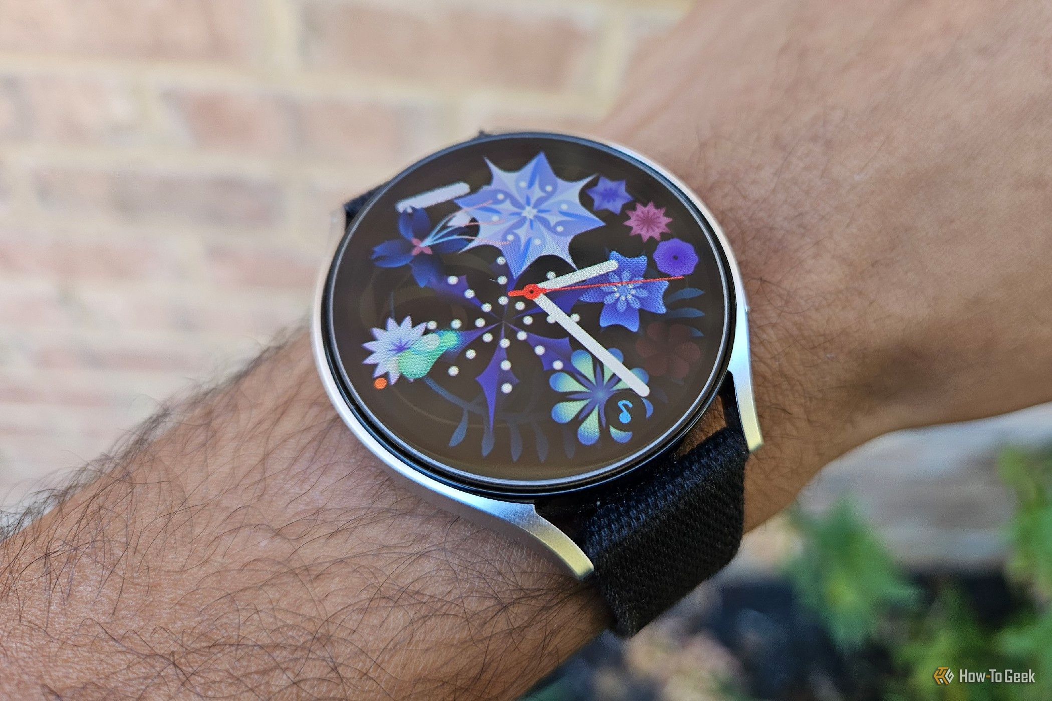 Samsung turned its old smartwatches into e-waste, and the FOSS community is struggling to keep them alive