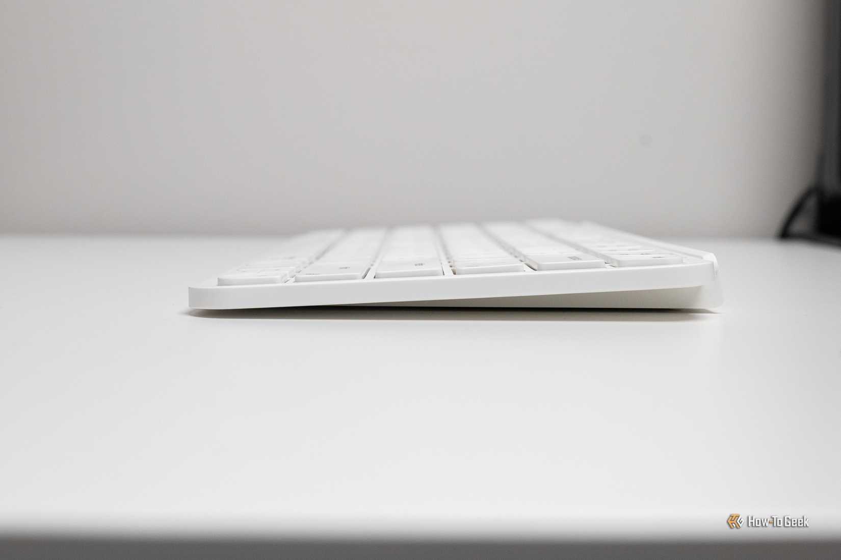 Keychron B1 Pro Review: A Quality Low-Profile Keyboard at a Low Price